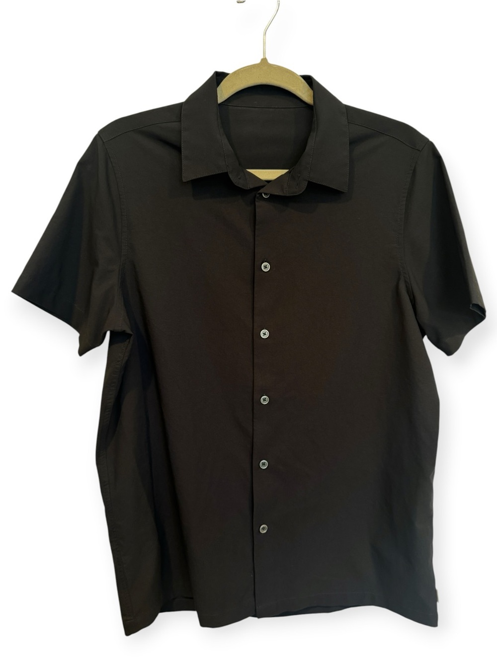 Vuori Men's Short Sleeve Button-Down Shirt Black Size Small